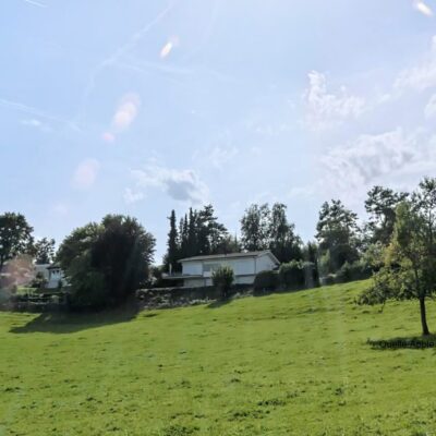 Einfamilienhaus mit Garage